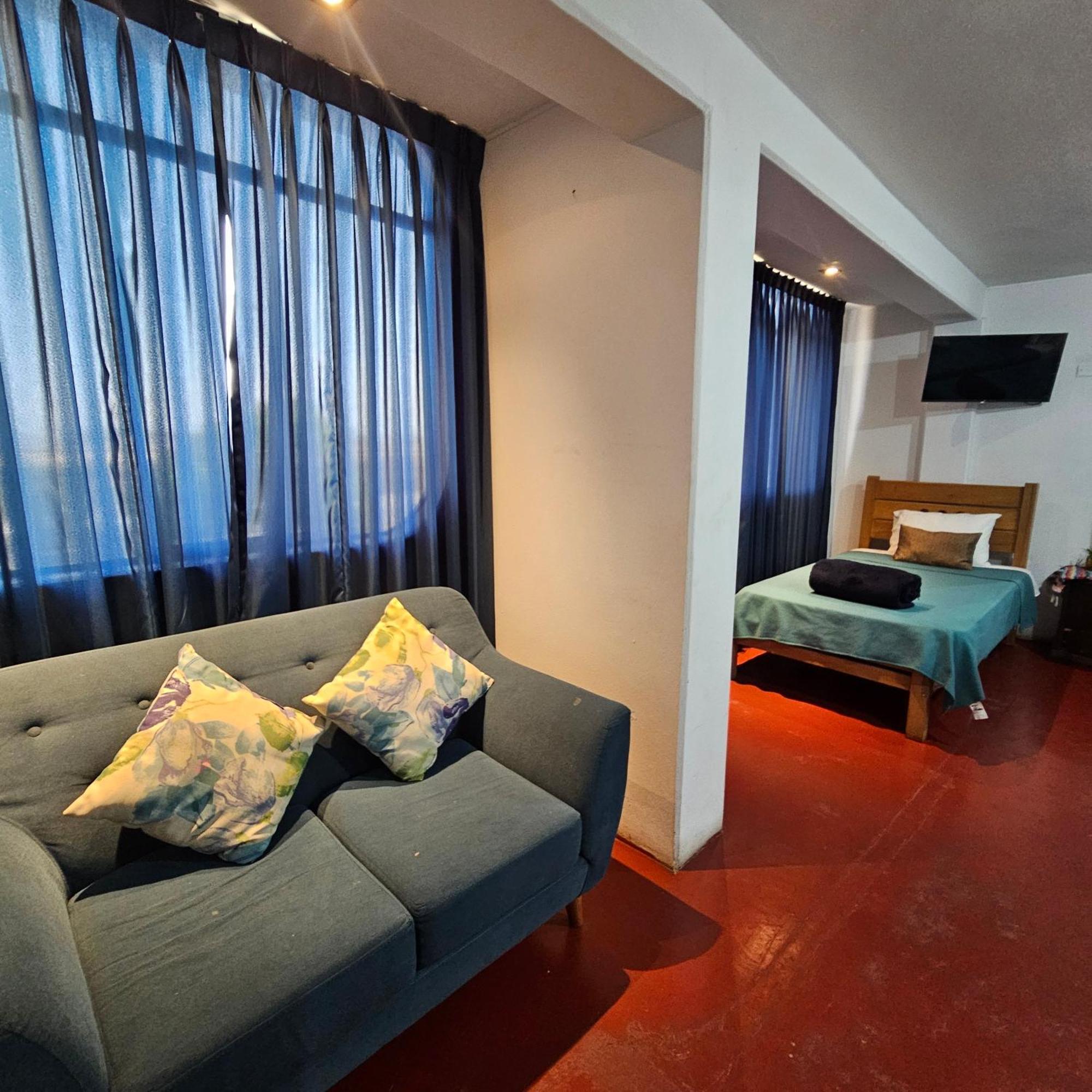 Lima Airport Hostel With Free Airport Pick Up Callao Exteriér fotografie